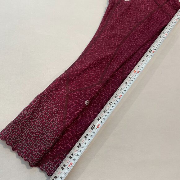 ~ Lululemon 4 Legging Tight Stuff Crop Pant Star Pixel Raspberry Bordeaux Drama - Picture 10 of 16